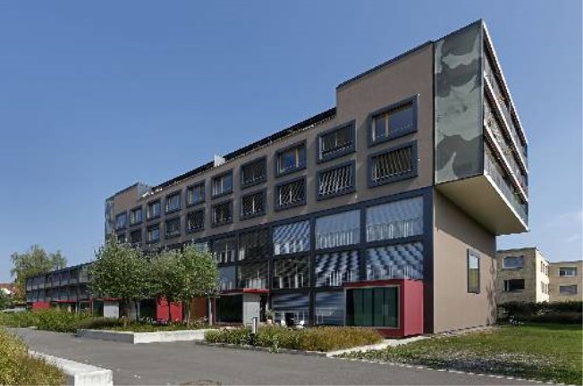 6 rooms Apartment for rent in Winterthur - image 1/1