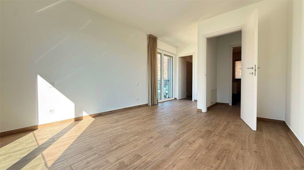 Appartamento di 4 locali in vendita a Melano - immagine 1/13