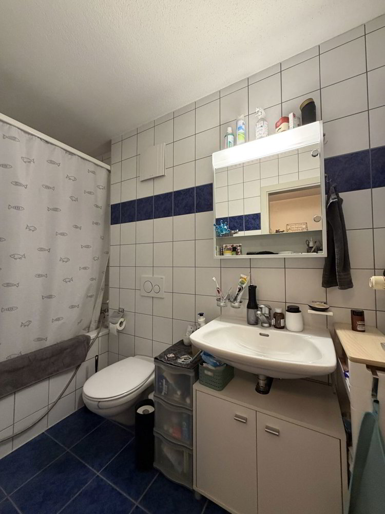 3.5 Zimmer Wohnung zu vermieten in Glarona - Bild 1/8