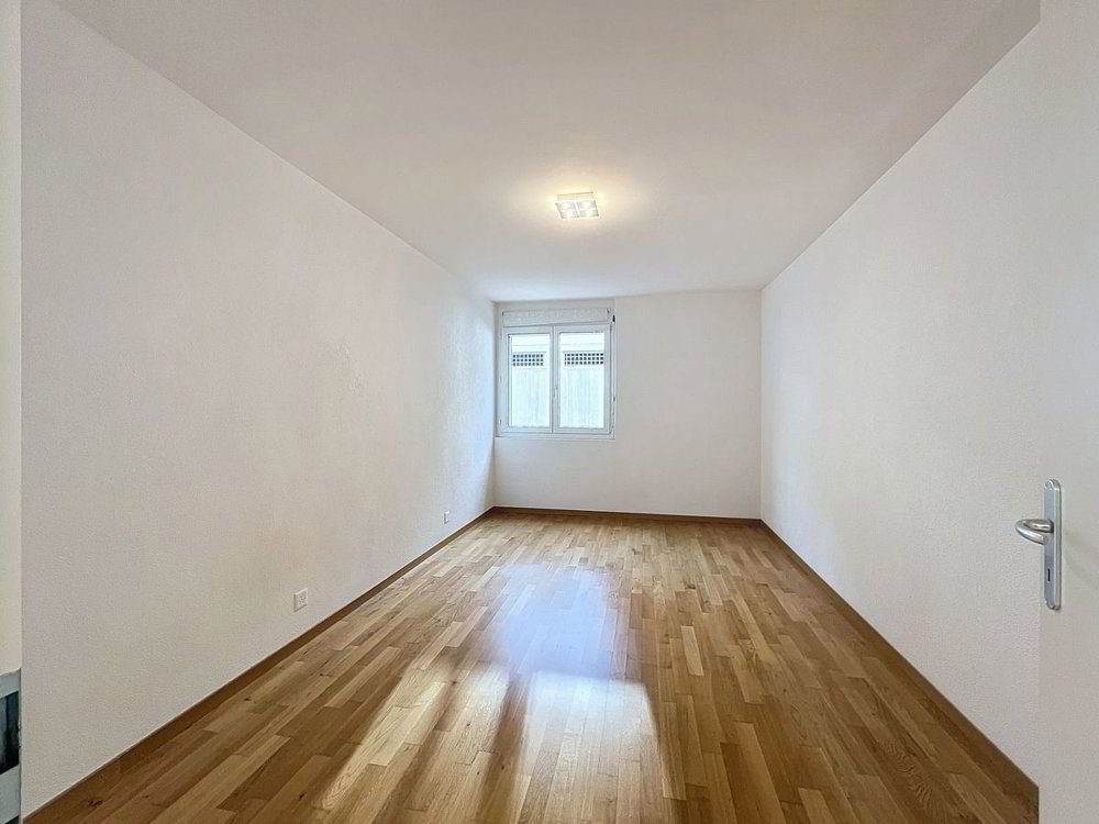4 Zimmer Wohnung zum verkaufen in Chernex - Bild 1/10