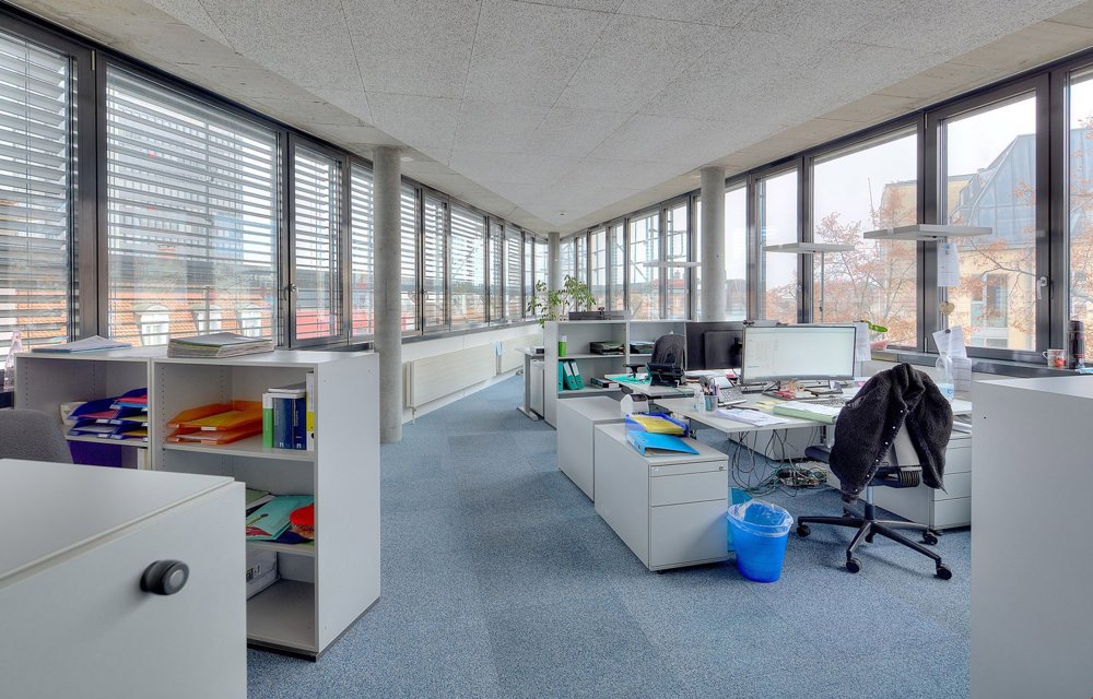 null Zimmer Büro zu vermieten in Tarasp - Bild 1/5