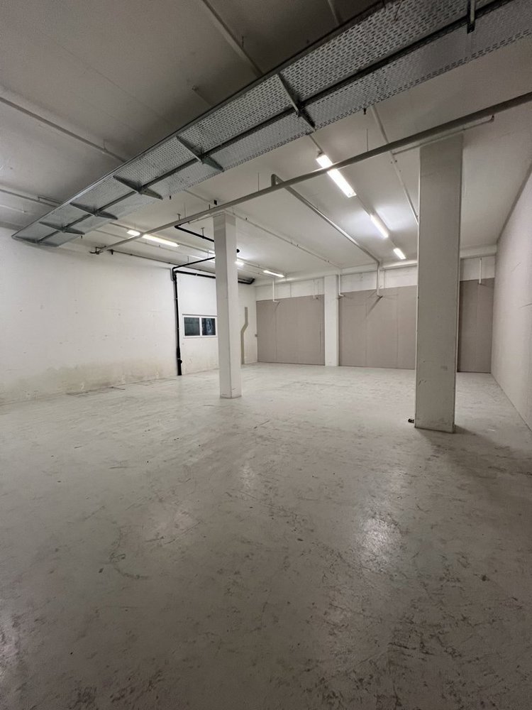 null Zimmer Büro zu vermieten in Birmenstorf AG - Bild 1/4