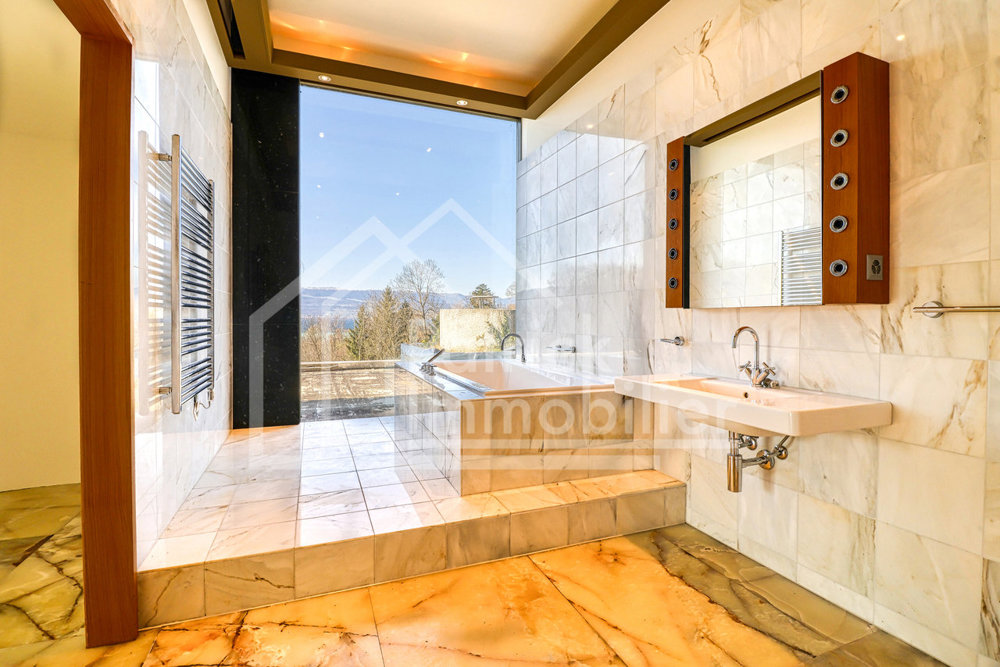 Casa di 7 locali in vendita a Gletterens - immagine 1/13