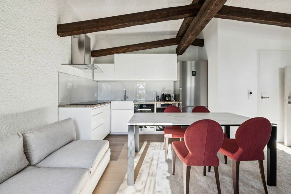 Casa di 10 locali in vendita a Crans-Montana - immagine 1/13