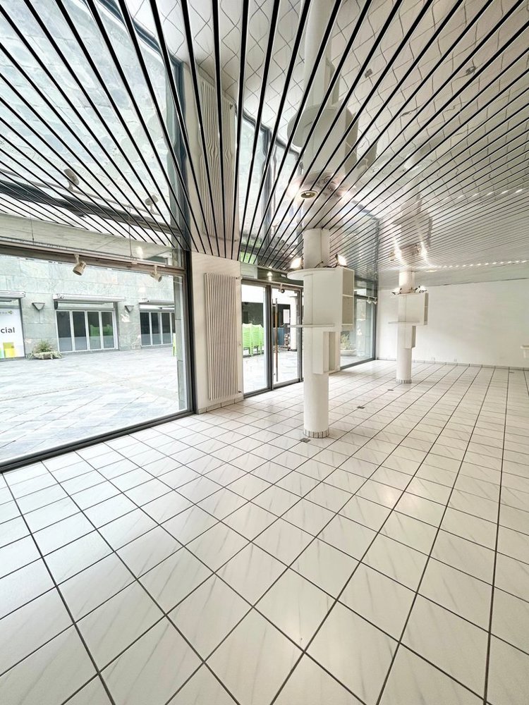 null Zimmer Büro zu vermieten in Siders - Bild 1/5