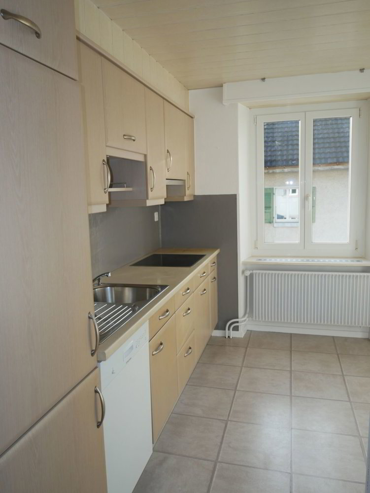 Appartement 3.5 pièces à louer à Delémont - image 1/8