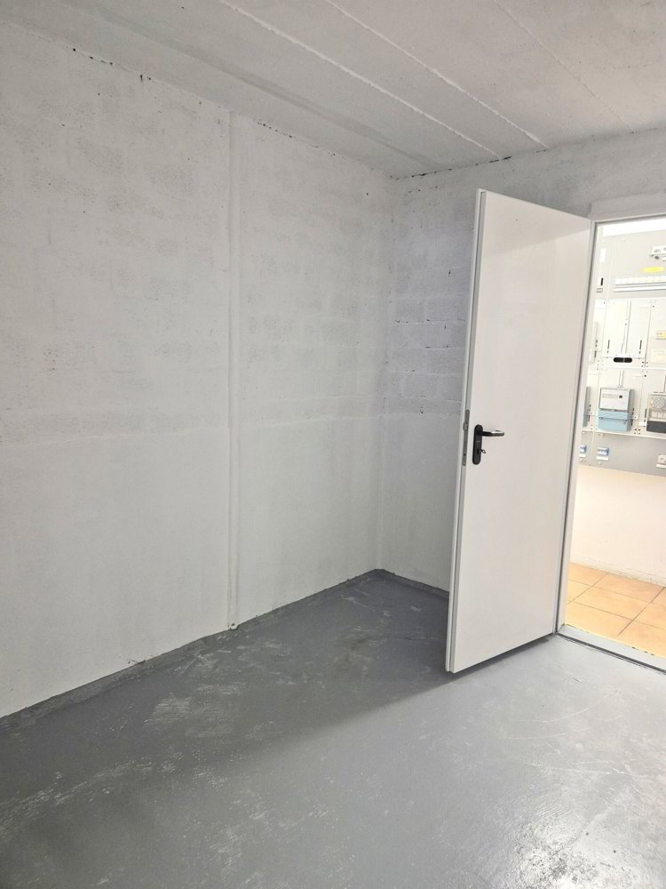 null Zimmer Büro zu vermieten in Sitterdorf - Bild 1/2