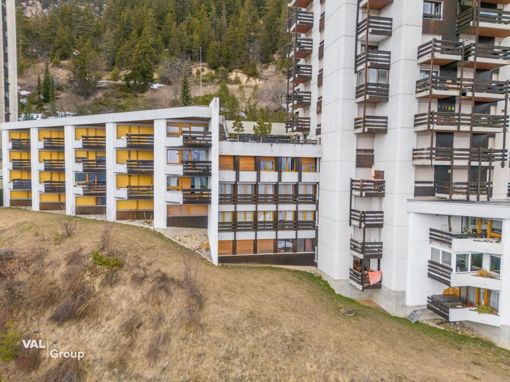 3 Zimmer Wohnung zum verkaufen in Crans-Montana - Bild 1/12