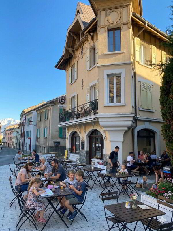 Bureau & Commerce 3.5 pièces à acheter à Martigny - image 1/2
