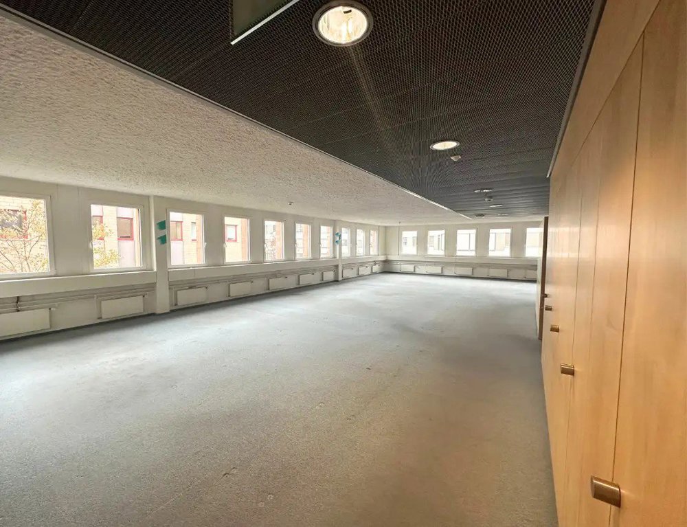 null Zimmer Büro zu vermieten in Bottmingen - Bild 1/5