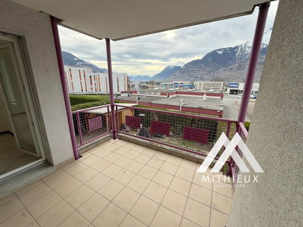 Appartement 4.5 pièces à louer à Conthey - image 1/10