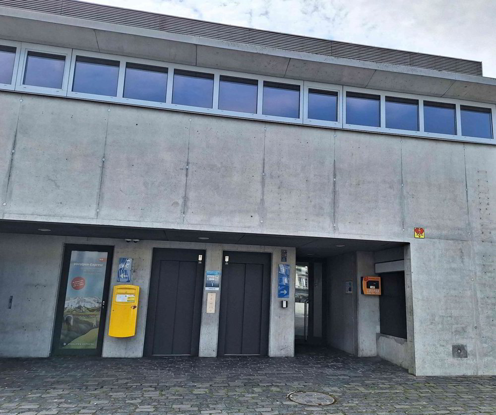 Parking, garage null pièces à louer à Rapperswil SG - image 1/3