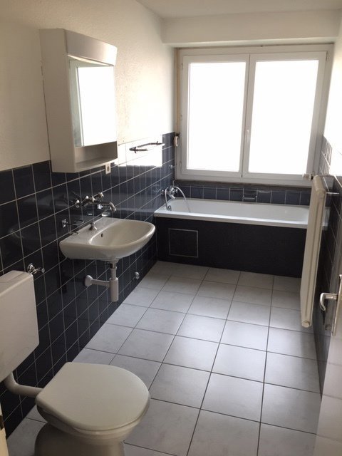 Appartement 3 pièces à louer à Delémont - image 1/9