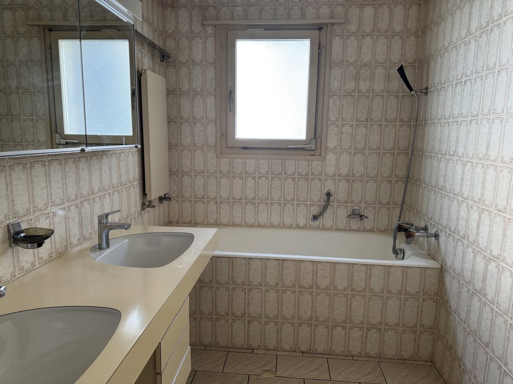 Casa di 4 locali in vendita a Martigny - immagine 1/13