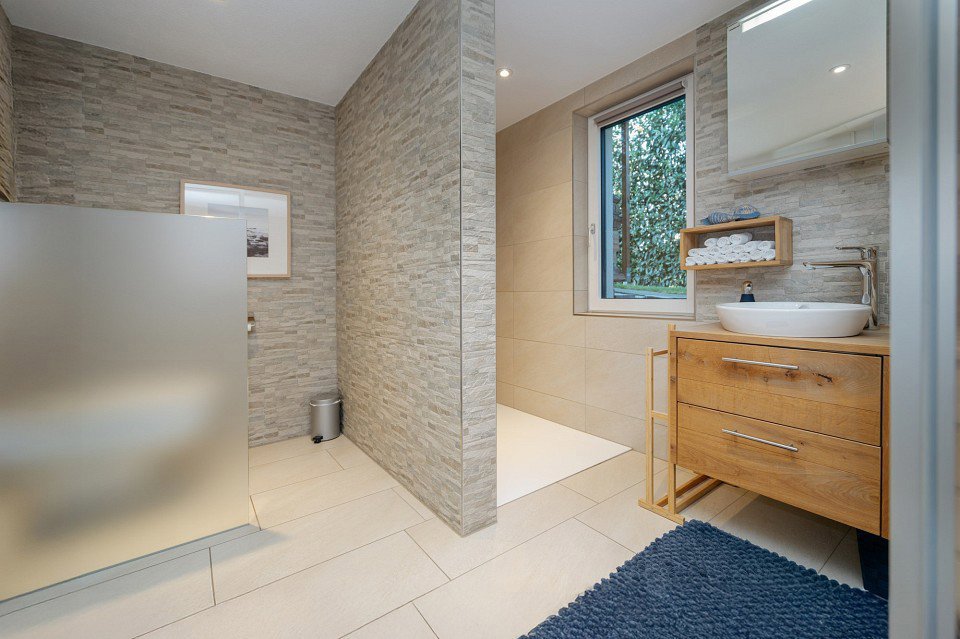 6 Zimmer Haus zum verkaufen in Bad Zurzach - Bild 1/13
