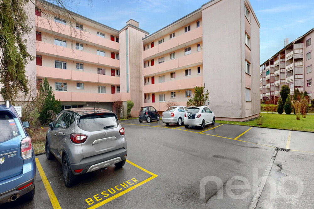 2.5 rooms Apartment to buy in Wetzikon ZH - image 1/11