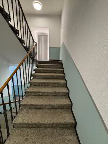 Appartamento di 3 locali in affitto a La Chaux-de-Fonds - immagine 1/9