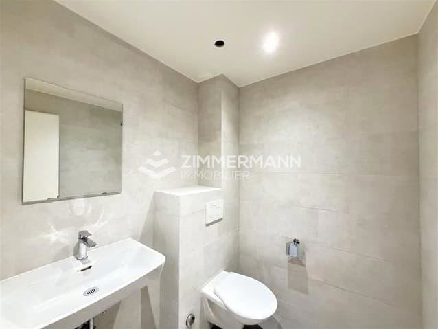 null rooms Office & Commercial for rent in Ginevra - image 1/4