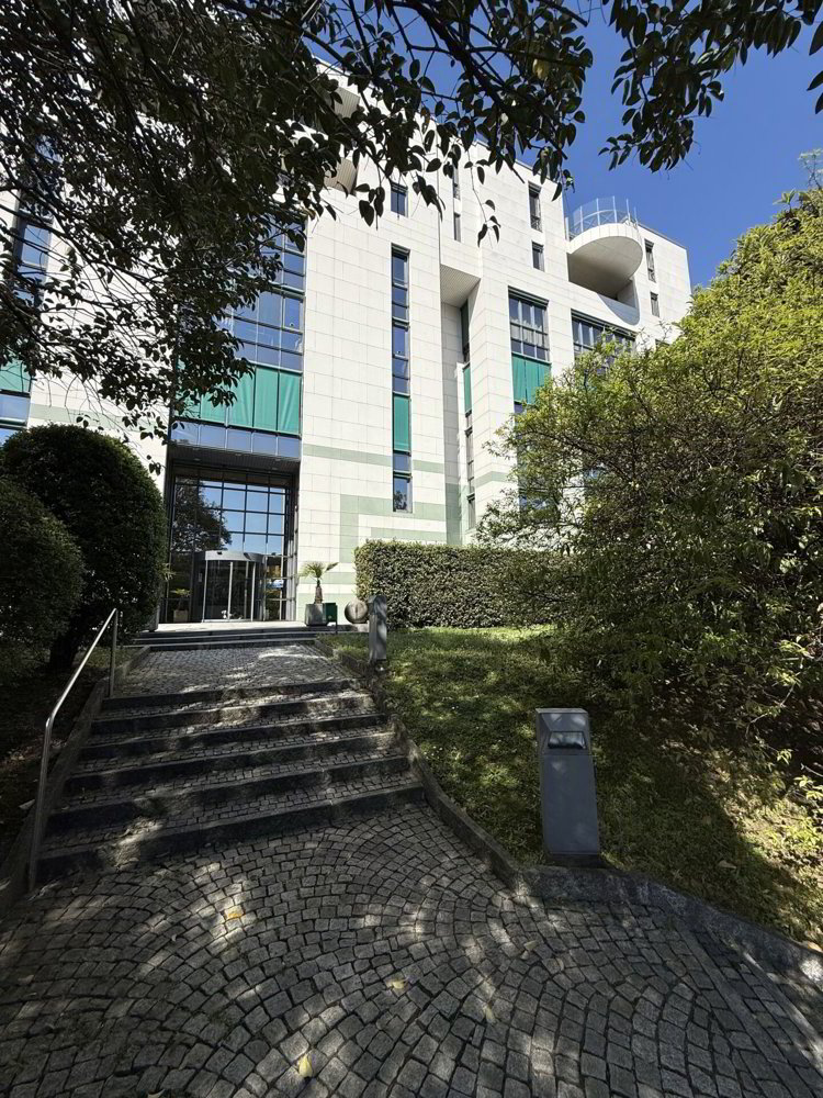 7 rooms Apartment for rent in Lugano - image 1/8