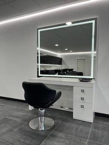 1.5 rooms Office & Commercial to buy in Romont FR - image 1/3