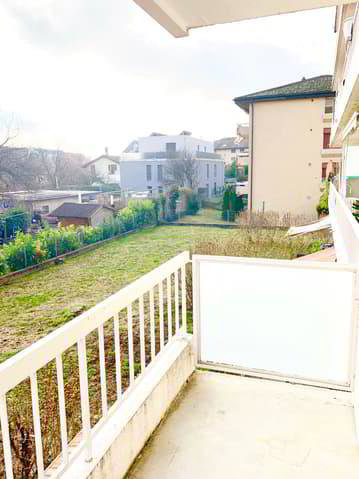 Appartement 3 pièces à louer à Le Landeron - image 1/6