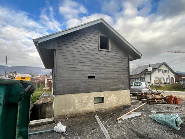 Maison 9.5 pièces à acheter à Vicques - image 1/5
