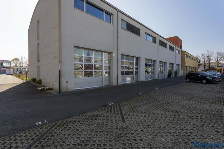 null rooms Office & Commercial for rent in Orbe - image 1/8