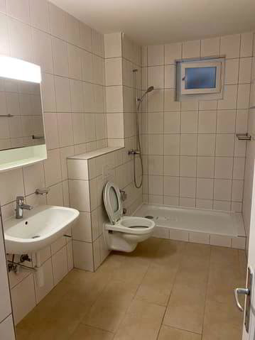 Appartamento di 3 locali in affitto a Neuchâtel - immagine 1/7