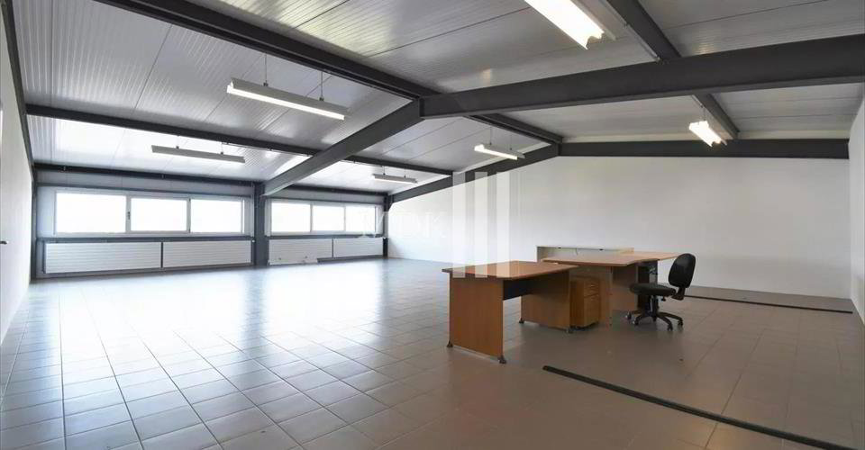 null Zimmer Büro zu vermieten in Bouveret - Bild 1/5