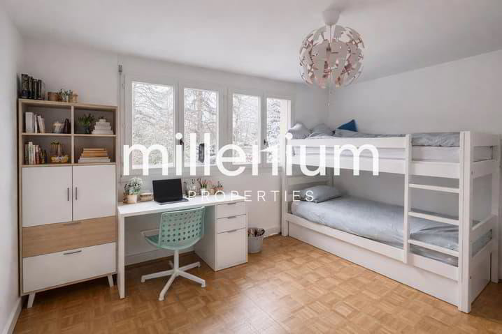 8 Zimmer Haus zu vermieten in Bellevue - Bild 1/7