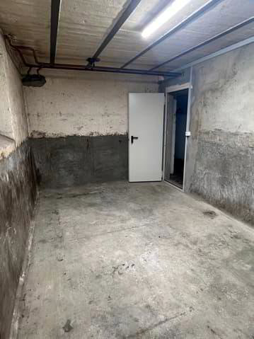 1 Zimmer Büro zu vermieten in Neuenburg - Bild 1/2