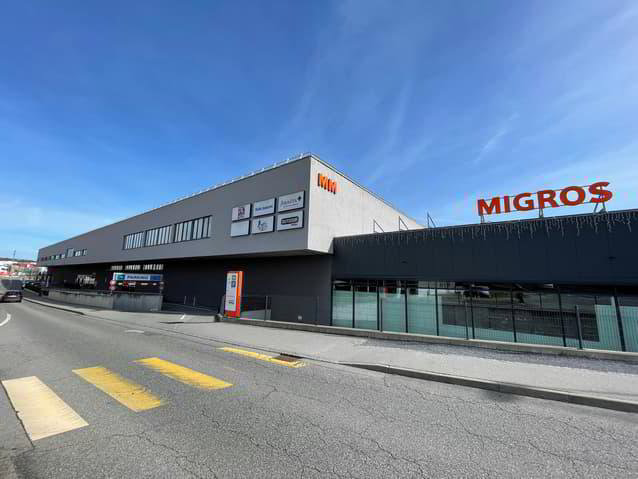 Ufficio & Commercio di 1 locali in affitto a Granges-Paccot - immagine 1/3