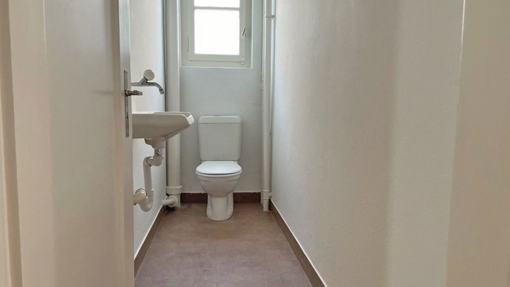4 rooms Apartment for rent in Schaffhouse - image 1/10