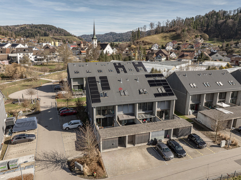 5 rooms House to buy in Turbenthal - image 1/13