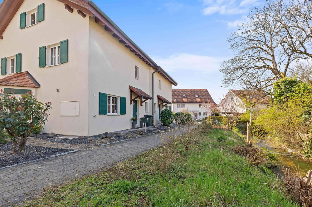 5.5 rooms House to buy in Magden - image 1/13