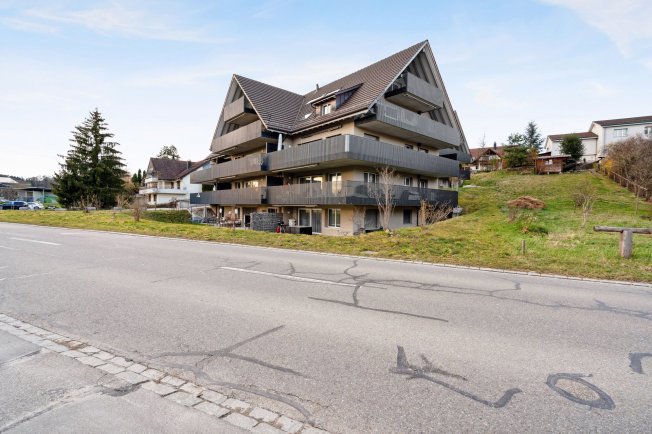 null rooms Car park, garage for rent in Dinhard - image 1/1