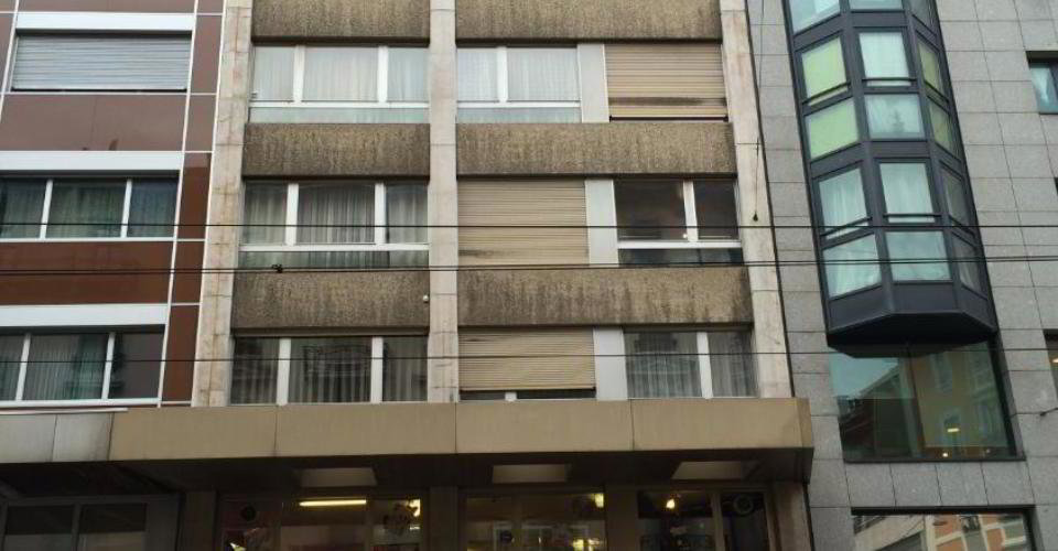 null rooms Office & Commercial for rent in Genf - image 1/1