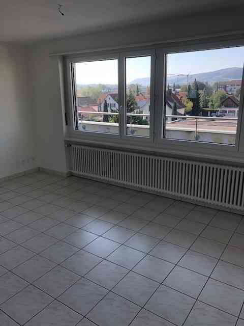 2 Zimmer Wohnung zu vermieten in Kleindöttingen - Bild 1/6