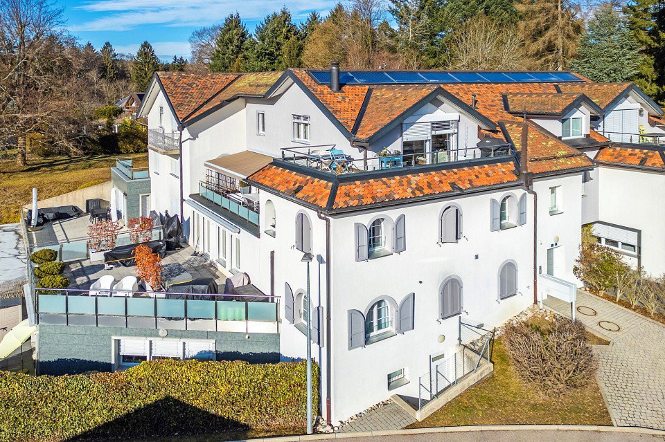 4 Zimmer Wohnung zum verkaufen in Epalinges - Bild 1/13