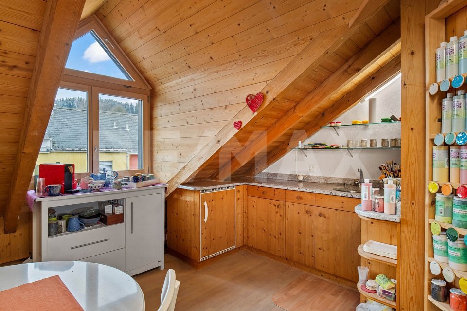 4 rooms Apartment to buy in Wila - image 1/13
