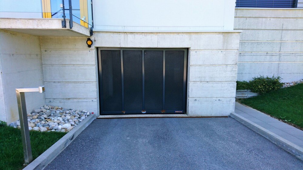 Parcheggio, garage di null locali in affitto a La Chaux-de-Fonds - immagine 1/3