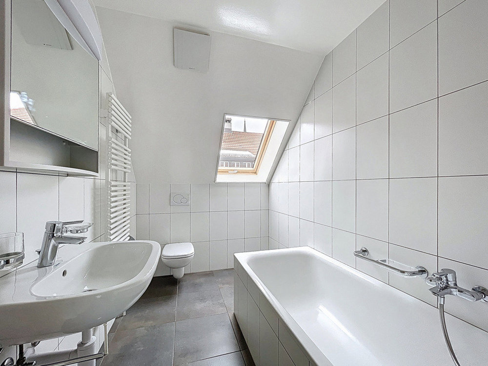 3 Zimmer Wohnung zu vermieten in La Chaux-de-Fonds - Bild 1/8