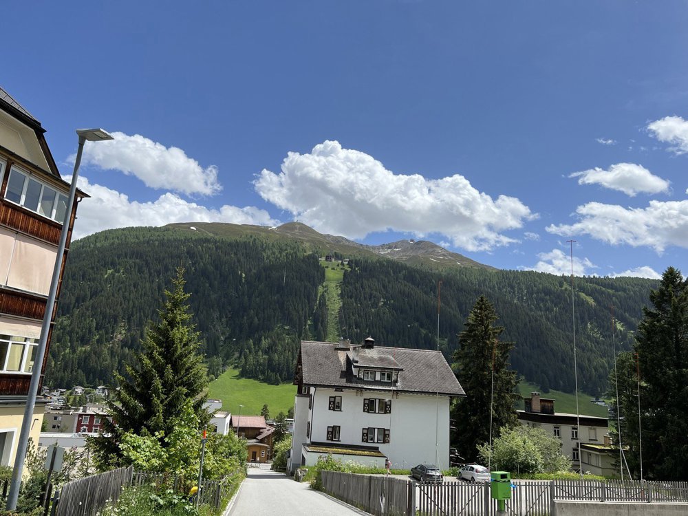 3 Zimmer Wohnung zu vermieten in Davos Platz - Bild 1/13
