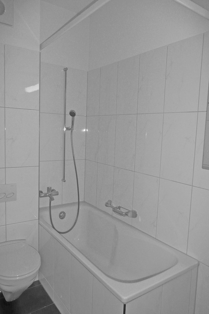 4 rooms Apartment for rent in Uster - image 1/6
