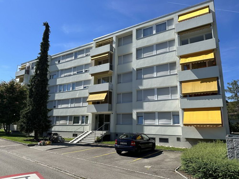 Appartamento di 3 locali in vendita a Reinach BL - immagine 1/7