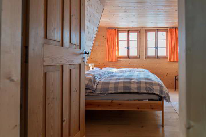 Casa di 3 locali in vendita a Albinen - immagine 1/13