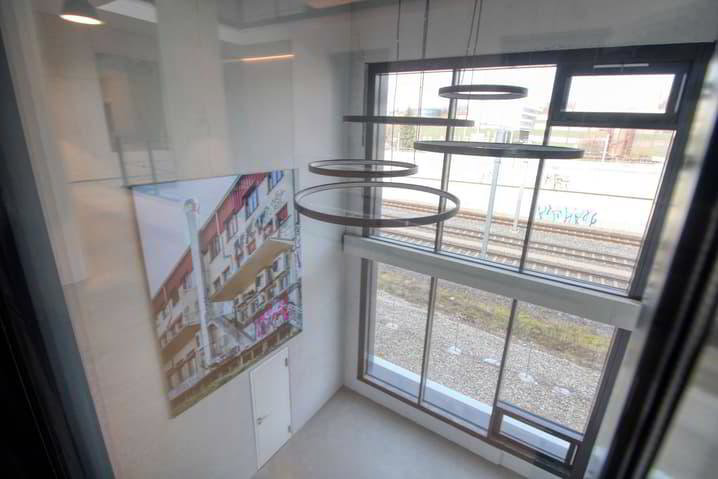 Appartamento di 1 locali in affitto a Renens VD - immagine 1/13