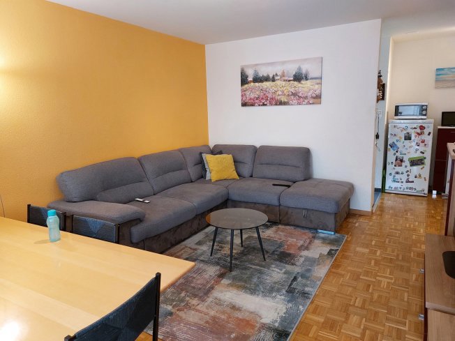 Appartamento di 3 locali in affitto a Domat/Ems - immagine 1/1
