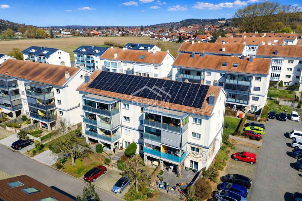Appartamento di 3 locali in vendita a Bösingen - immagine 1/9