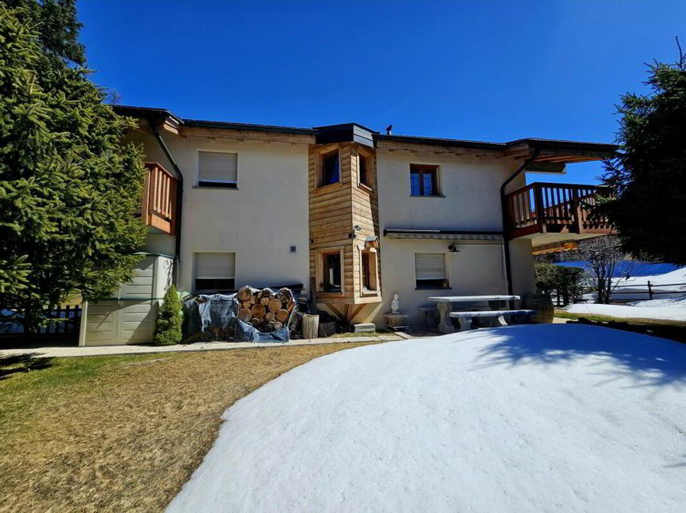 Casa di 5 locali in vendita a Crans-Montana - immagine 1/4